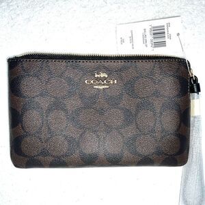 🔥🌷NWT! Coach Sig Large Corner Zip Wallet/Wristlet Msrp:$118.00